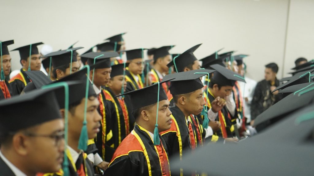 STAIL Selenggarakan Wisuda dan Penugasan Kader Dai XXII