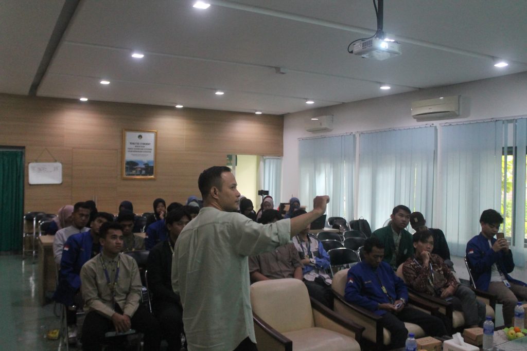 Tingkatkan Kompetensi Public Speaking, AYM STAIL Undang Pakar Berpengalaman